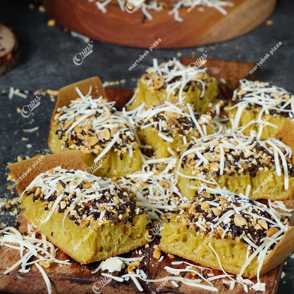 

Martabak Pizza Orins Manis Topping Keju Cokelat Kacang Wijen