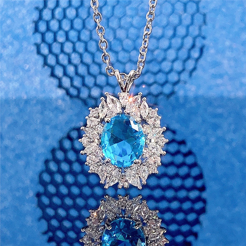 Kalung Liontin Cubic Zirconia Warna Biru Untuk Wanita