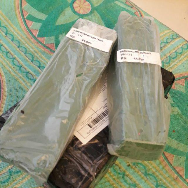 Batu Hijau Poles Stainless 400 Gram / Buffing Compound