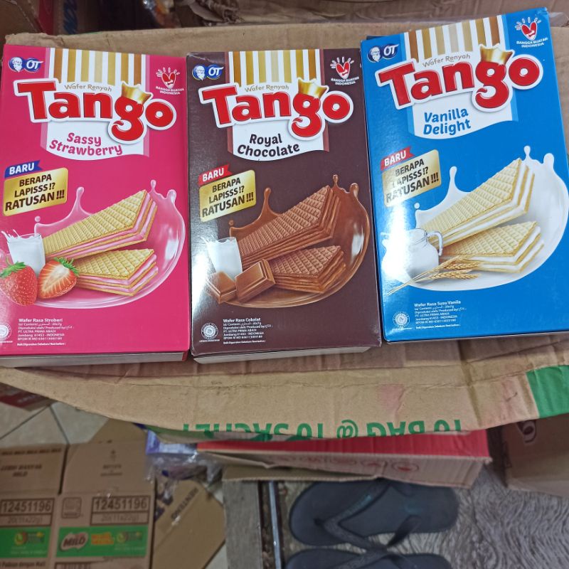 

Tango Wafer Rasa Cokelat Vanila Strawberry Long Wafer