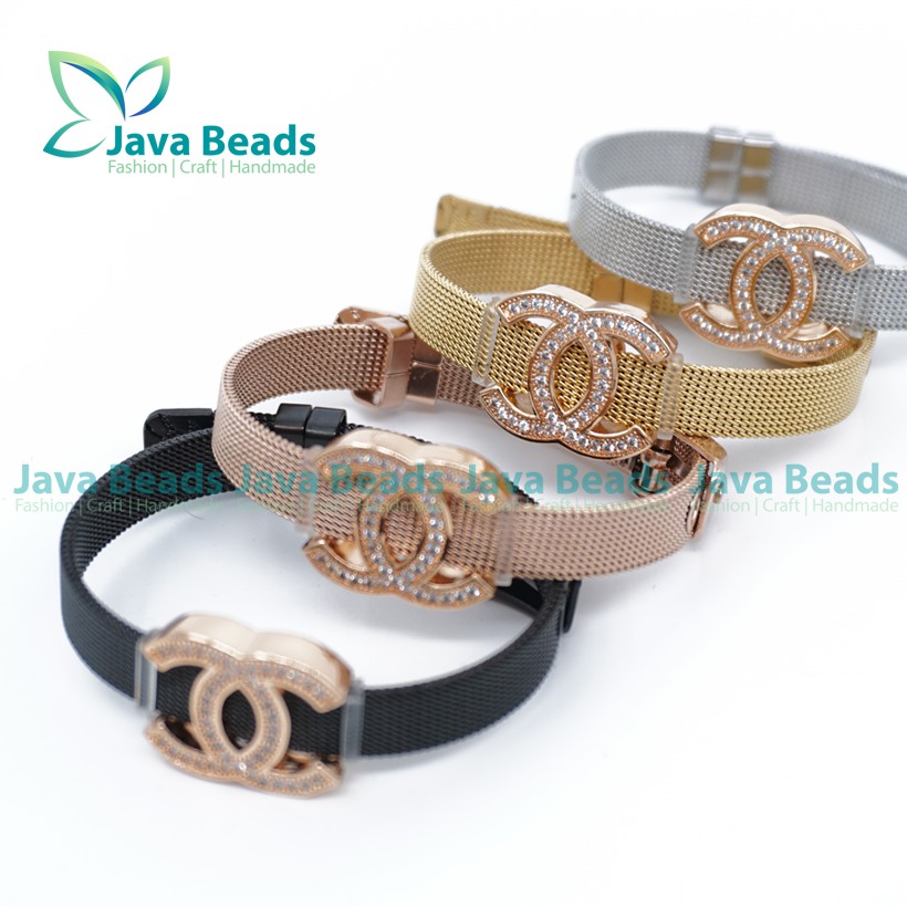 Gelang Titanium Liontin C