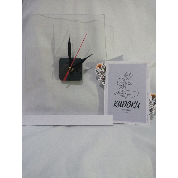 Kado akrilik jam custom