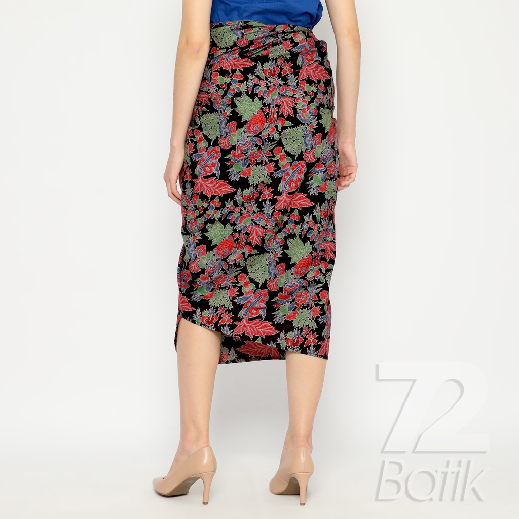 ROK LILIT BATIK Skirt Kebaya Instan Modern Wanita Motif Koi Warna Hitam Nila Hijau 727955 Cap 72 - Rok Batik Lilit Bawahan Skirt Kamen Kebaya Songket Batik Panjang Plisket Span Instan Jadi Bali Lembaran Premium Modern Untuk Wanita Kondangan