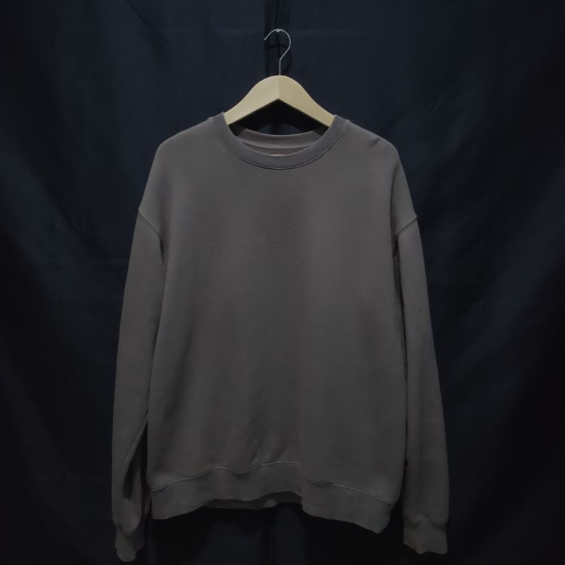 crewneck giordano