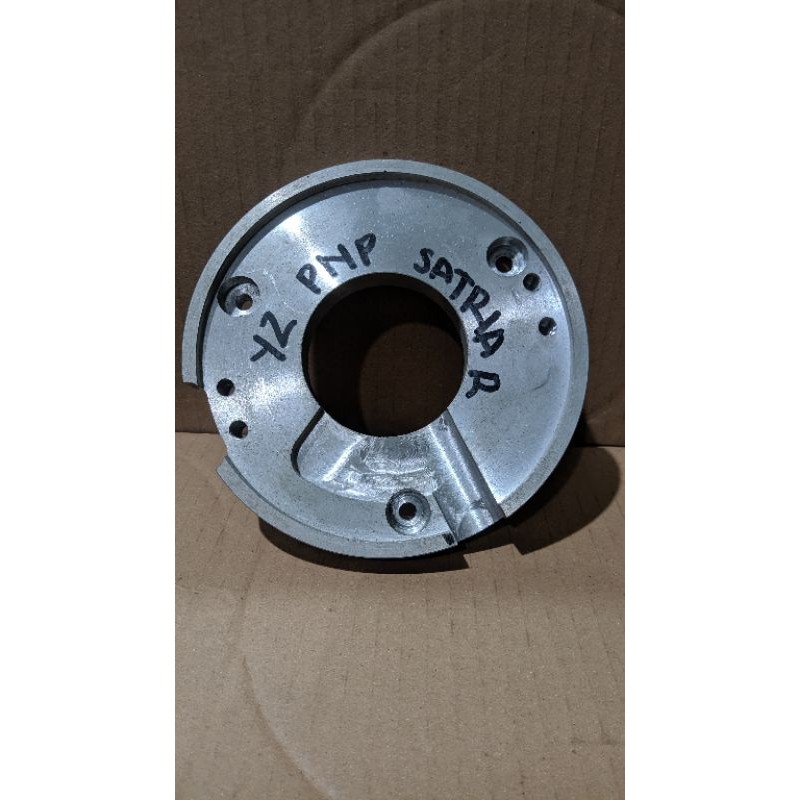 Plendes / Skat mangnet Yz PNP Satria 2Tak