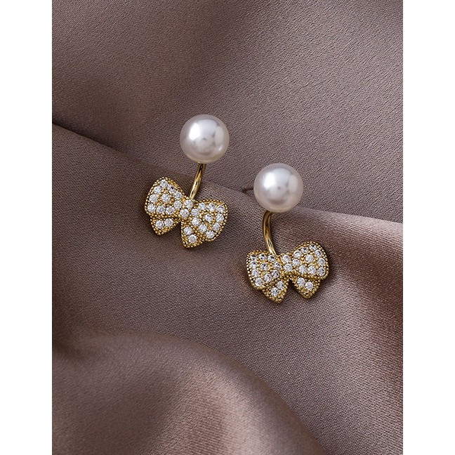 LRC Anting Tusuk Fashion Gold Color Micro Inlaid Zircon Bow Pearl V14226