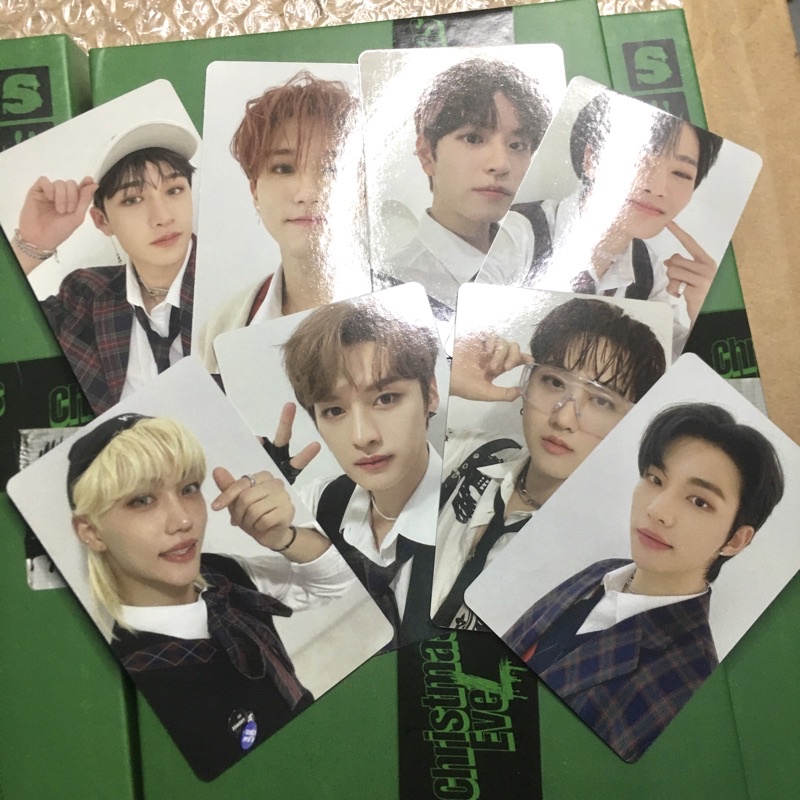 Photocard Stray Kids Christmas Evel POB Benefit JYP Hyunjin Lee Know Felix Bang Chan Seugmin Jeongin