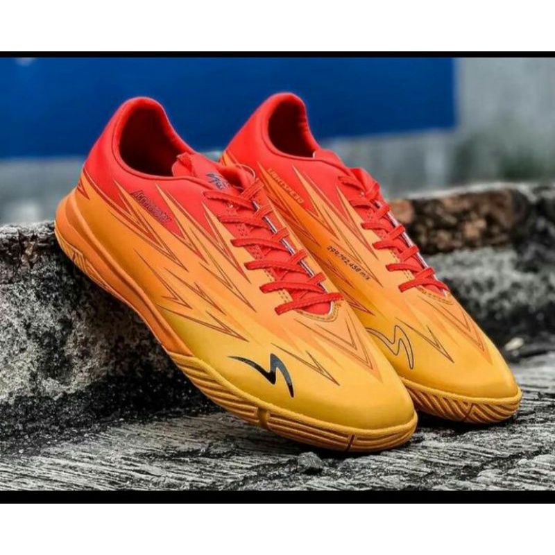 Sepatu Futsal SPECS Accelerator LS 3 IN Safron