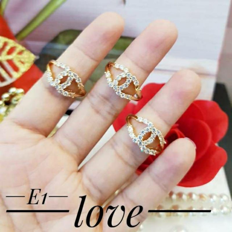 Fourfashion Xuping Cincin Chenel Permata Satuan Gold Mewah