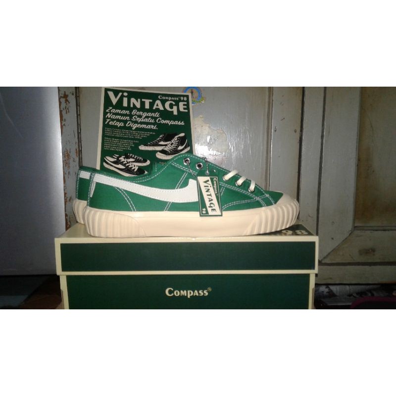 SEPATU COMPASS SERIES VINTAGE