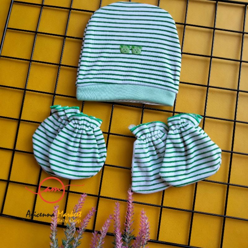 set topi sarung tangan kaki bayi garis salur newborn