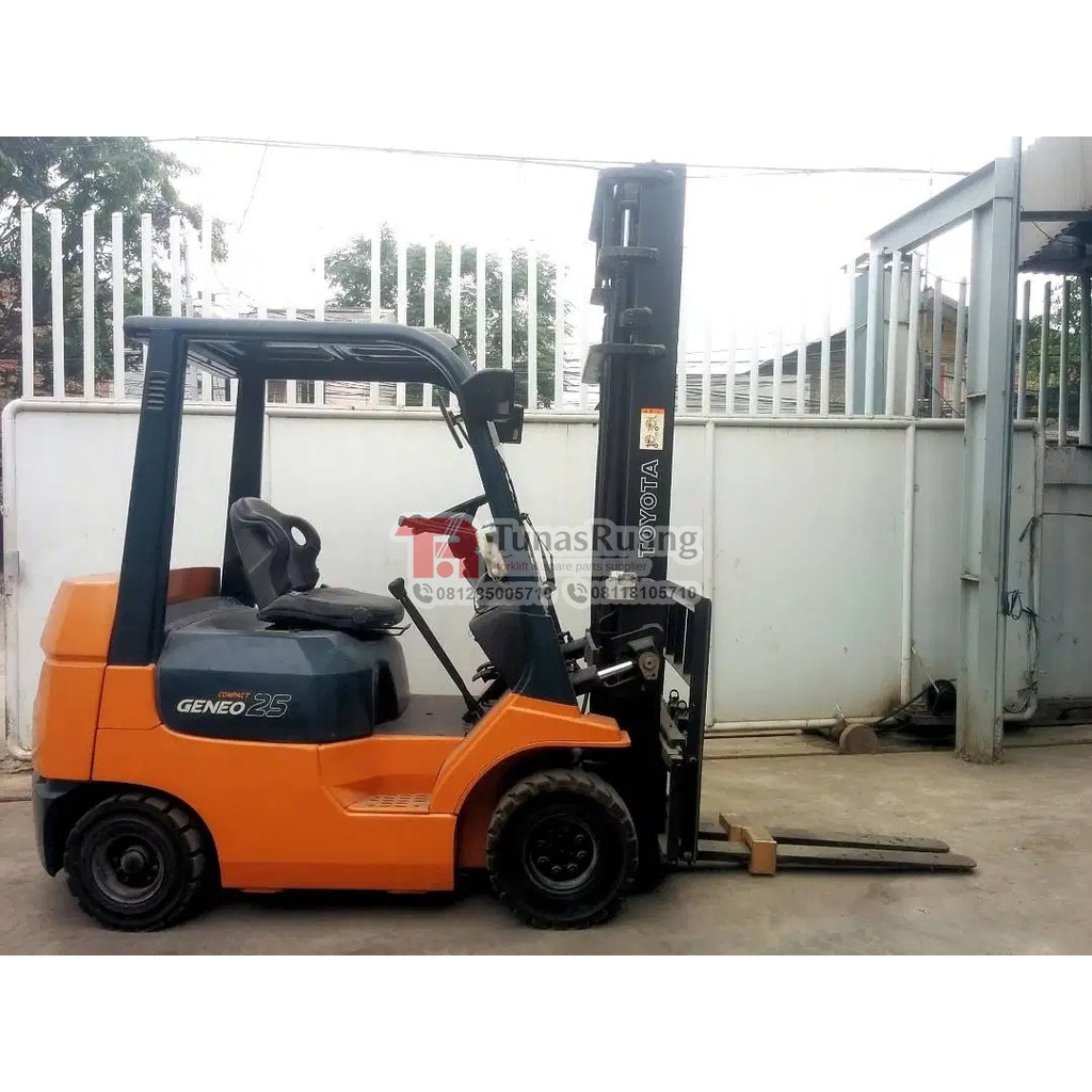 Forklift Toyota 2.5 Ton Standard Lift Mast Bekas Berkualitas