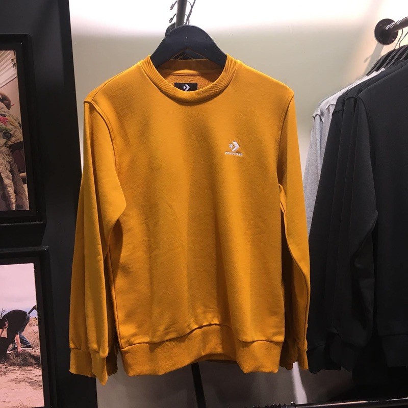 

include Paperbag ! Crewneck Converse Gold/Mustard harga normal 525.000