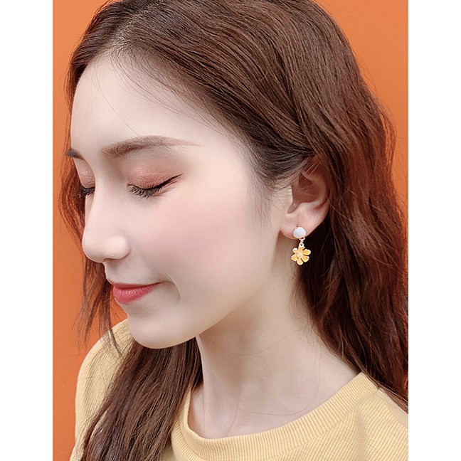 LRC Anting Tusuk Fashion Flower S925 Silver Flower Earrings F8062X