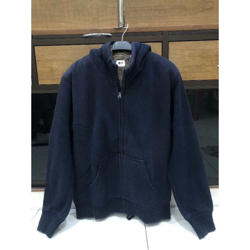 Hoodie Jaket UNIQLO Second Branded Murah