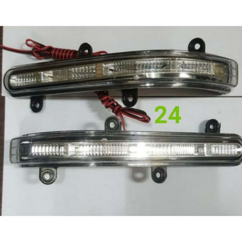 lampu spion avanza inova 2012 on 2014