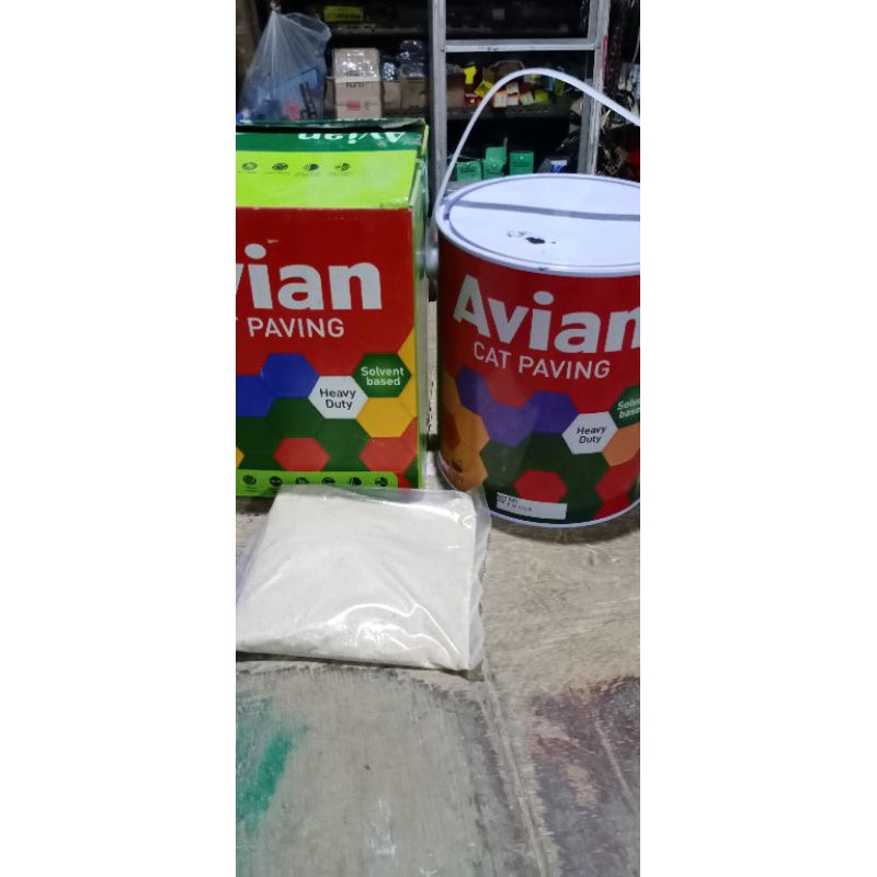 CAT PAVING SOLVENT BASED AVIAN