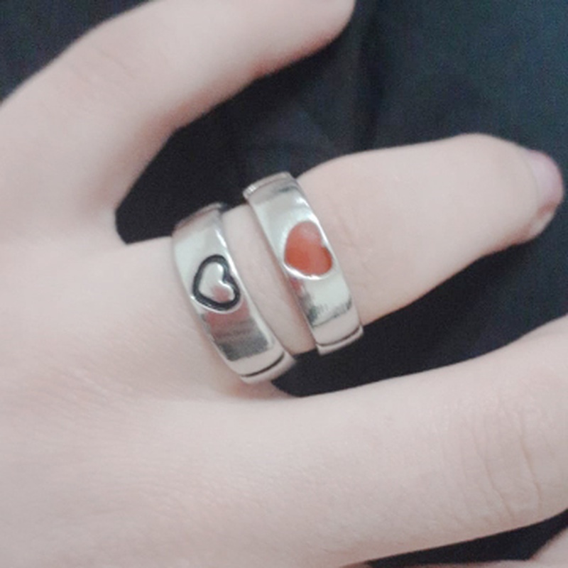 2pcs Cincin Pasangan Bentuk Hati Bahan Alloy Gaya Punk Untuk Hadiah