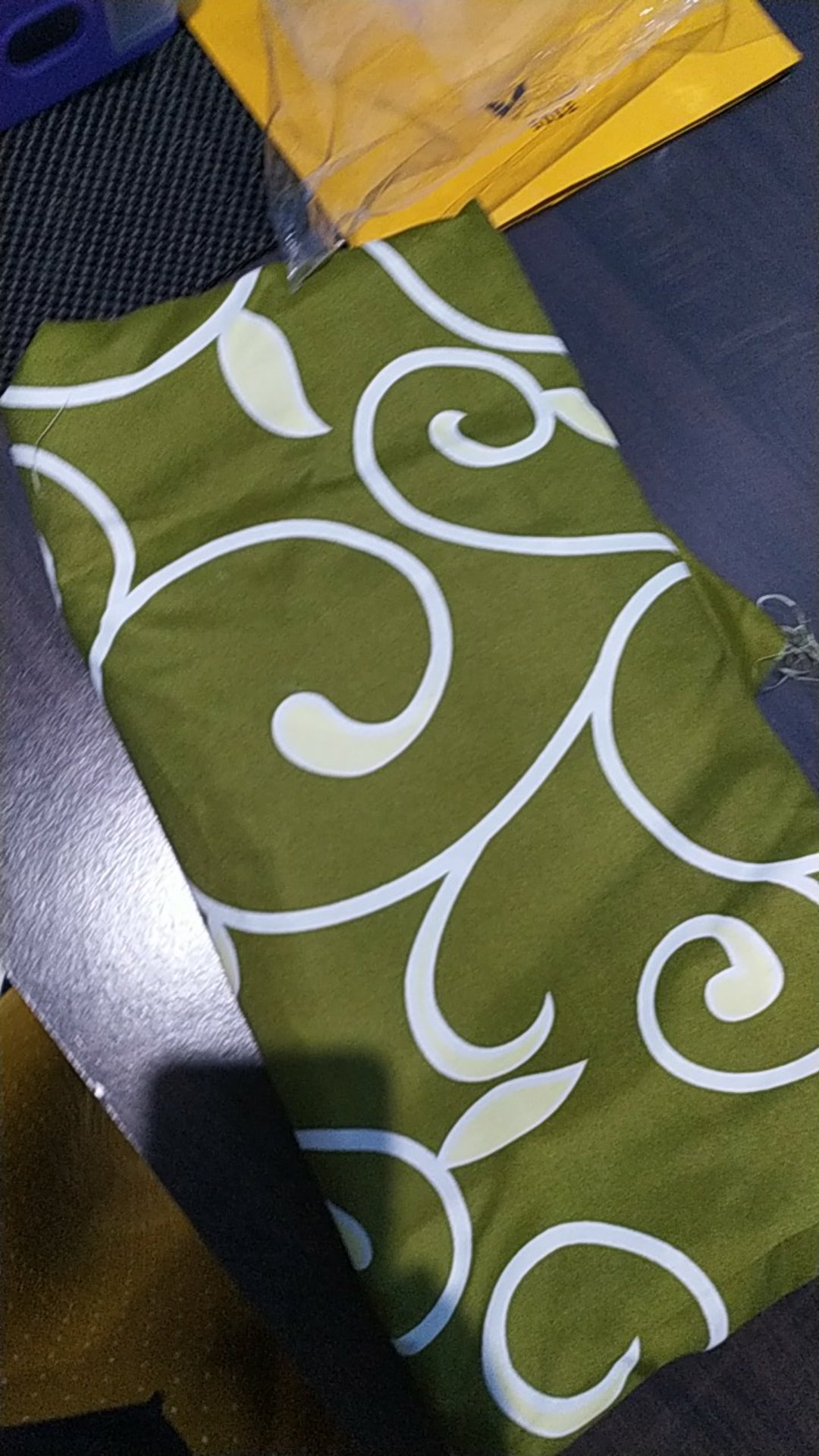 Kain Sprei Disperse Motif Tralis Kangkung Per 0,5m