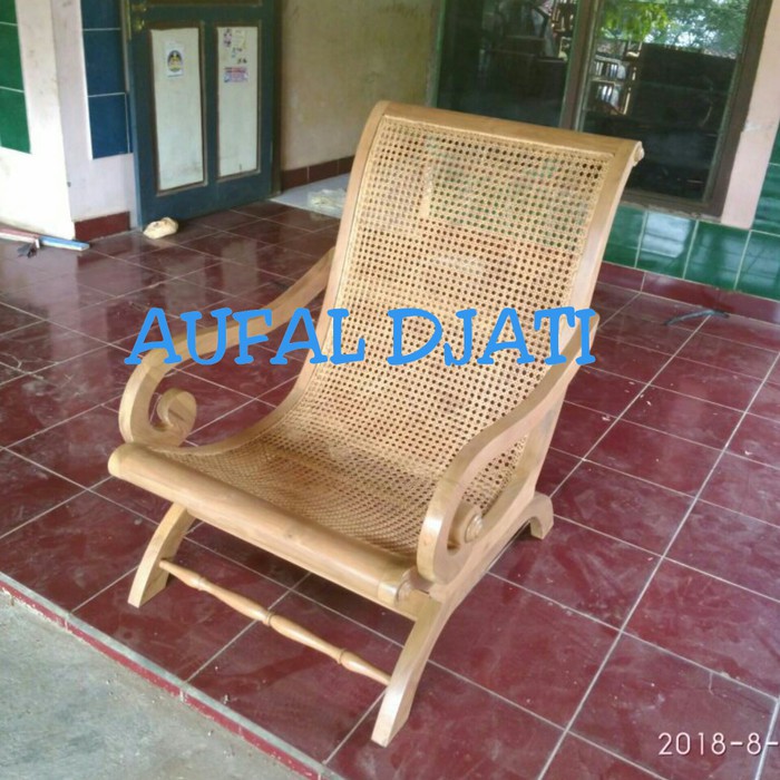 Kursi rotan kursi goyang kursi teras kursi malas top jati jepara