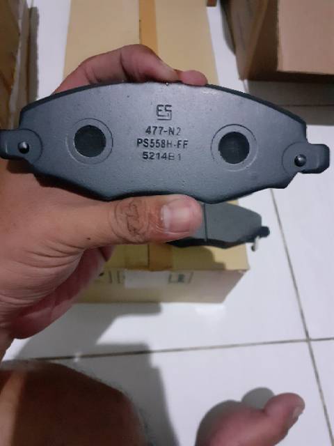 Brake pad kampas rem depan toyota innova