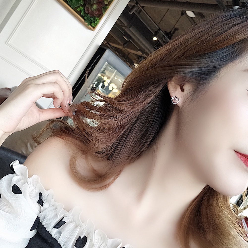 Hu Hu Hu Hu Hu Alat Bantu Pasang Kacamata♡ Anting Stud Berlian Imitasi Bentuk Hati Model Hollow Untuk Wanita