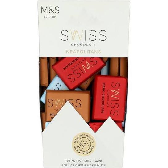 

TERBARU M&S SWISS CHOCOLATE NEAPOLITAN SELECTION 250G COKLAT IMPORT CHOCOLATE