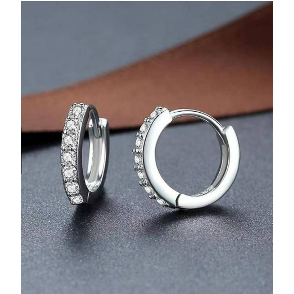 1 Pasang Anting Tusuk Model Kristal Silver Elegan untuk Wanita / 2 Anting Tusuk Model Kristal Silver Elegan untuk Wanita