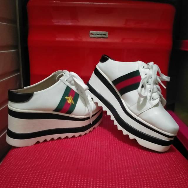 Sepatu Gucci wedges