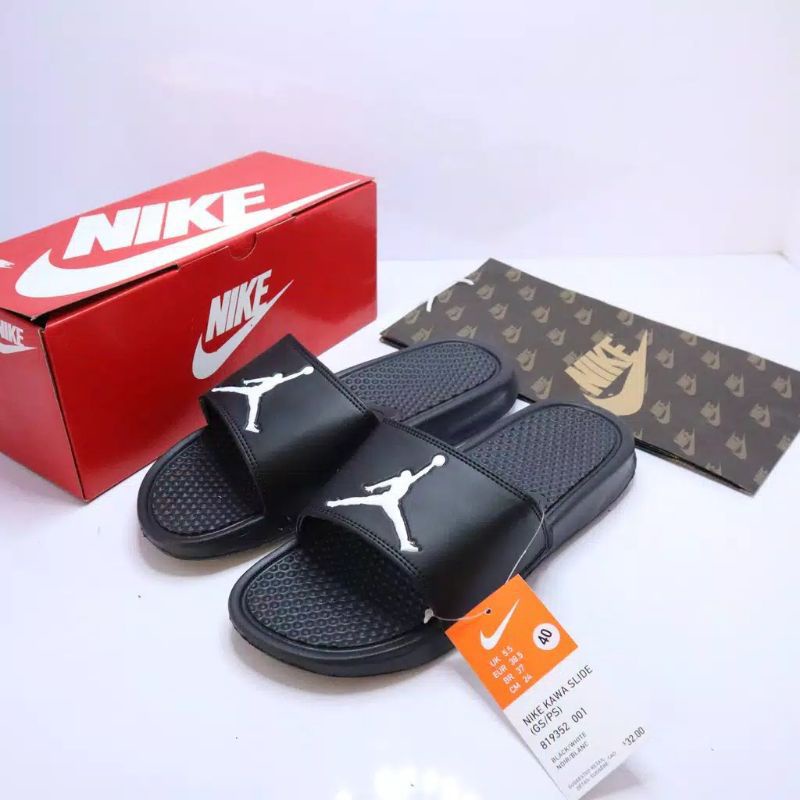 Sendal Slop Pria & Wanita Nike Air Jordan Sendal Slide Unisex/sandal slop terlaris.-4