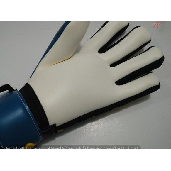 *Banyak Peminat,,✢ SARUNG TANGAN KIPER - SPECS BLACKOUT GK GLOVES ORIGINAL 903664 *on*