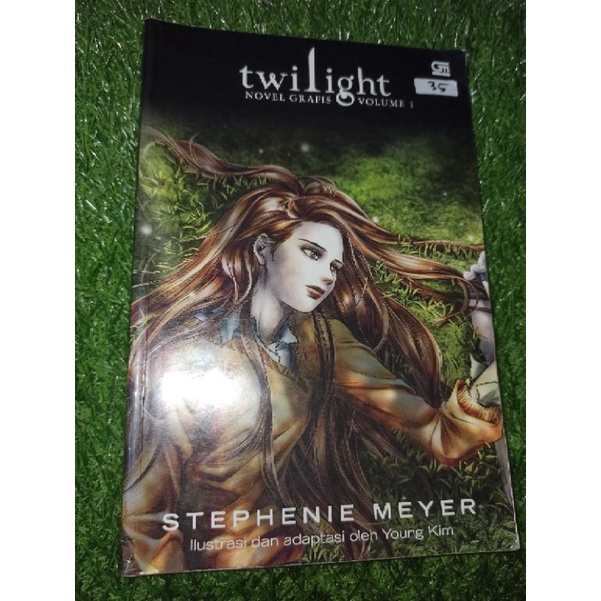 buku novel graphic TWILIGHT Vol 1 (preloved)
