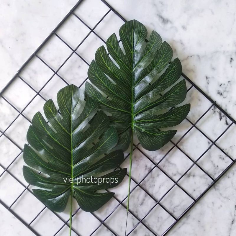 1 pcs Props Foto Daun Monstera Artificial /Daun Monstera Palsu Properti Fotografi