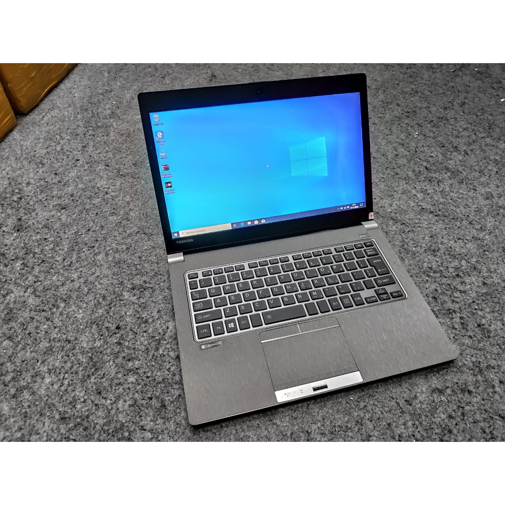 Toshiba Portege Z30B Core I5 Gen5 - RAM 4GB - SSD 128GB - 13Inc MURAH