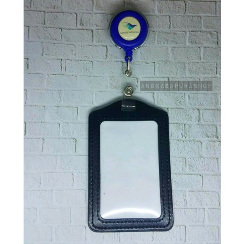 

Dijual Gantungan Yoyo Dan Tempat Id Card Kulit Garuda Indonesia Biru Berkualitas