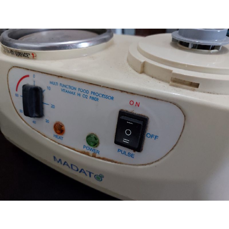 BLENDER 1 SET BEKAS PEMAKAIAN MERK MADATO HF2000P
