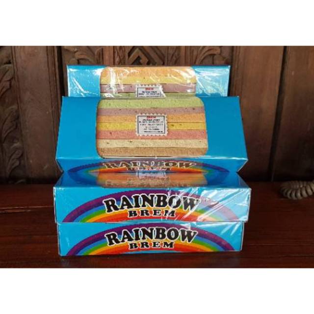 

Brem Madiun Rainbow 7 Rasa Rumah Joglo