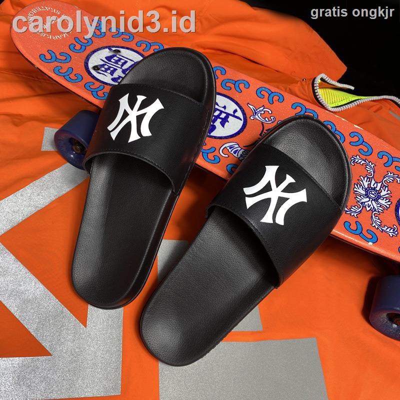 ny yankees flip flops