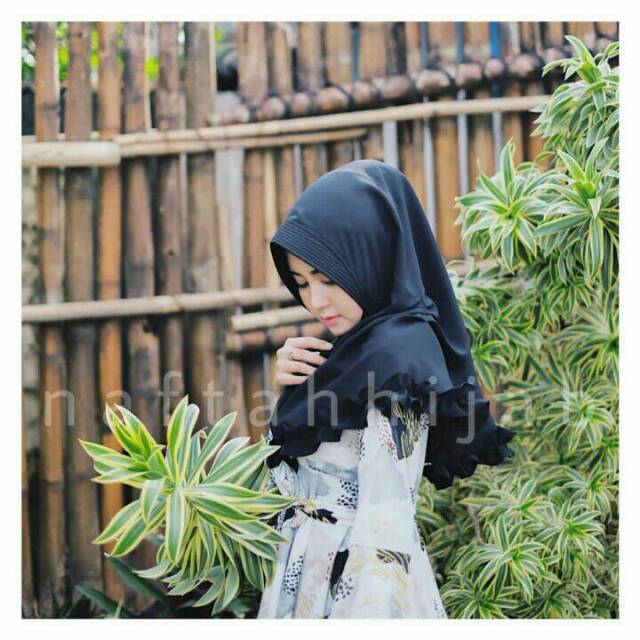 Hijab Qanita by NAFTAH HIJAB