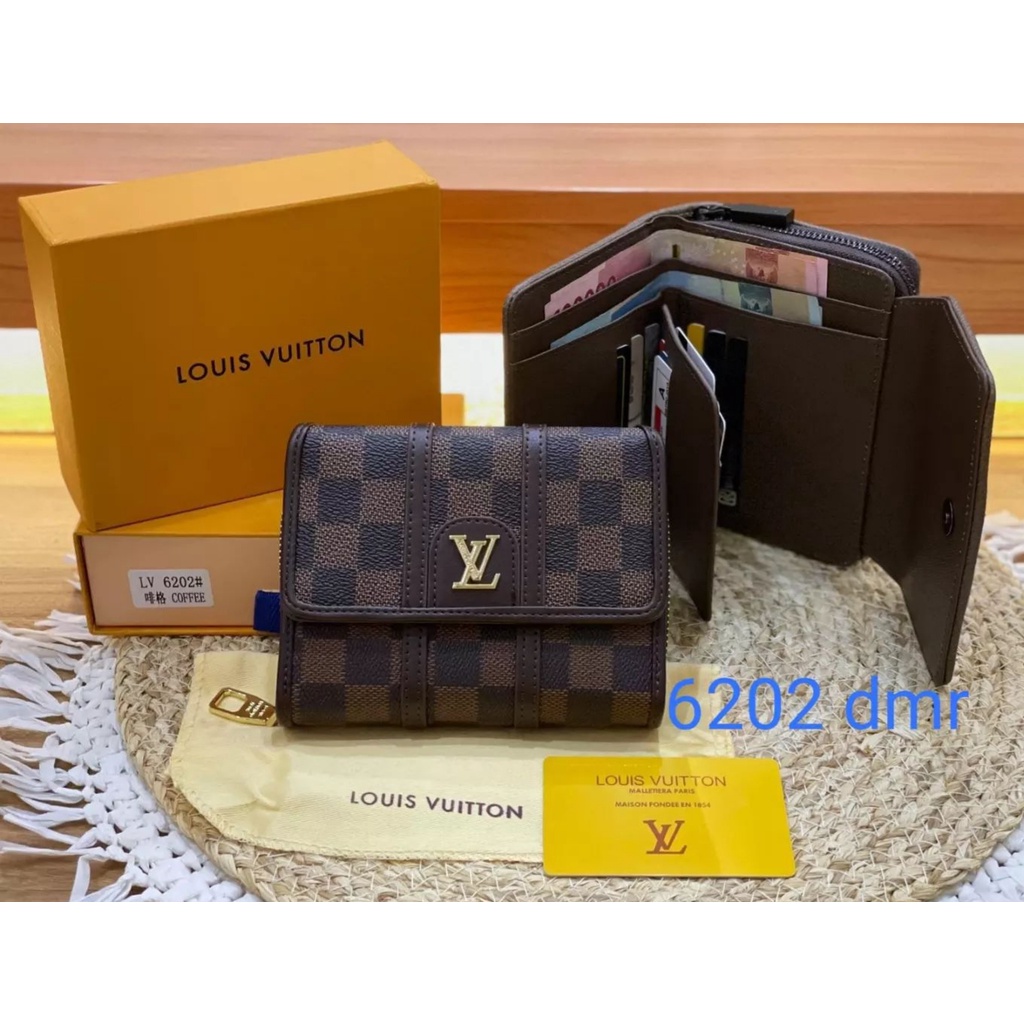 Dompet Lipat Pendek Kode 620 Wanita Import Free Box