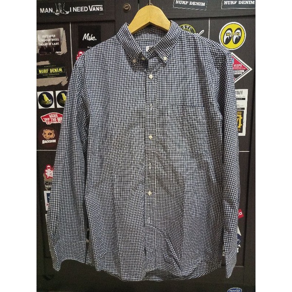 kemeja uniqlo lengan panjang bekas / kemeja second