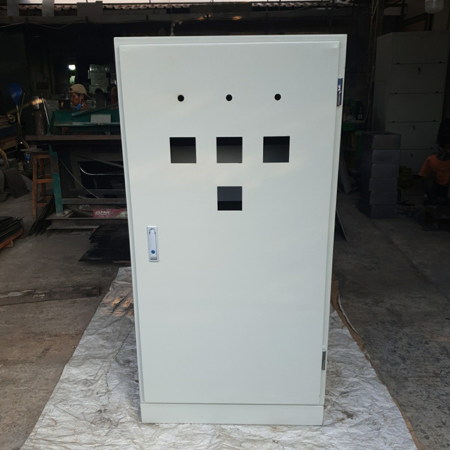 Box panel Listrik free standing 160x80x60 cm 160 x 80 x 60 cm