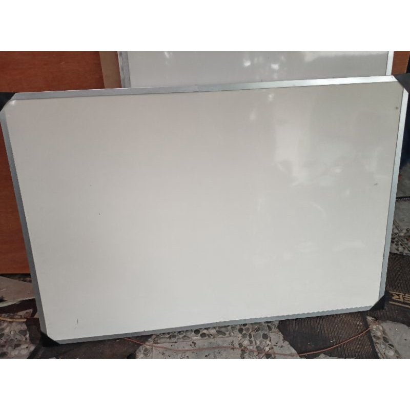 

whiteboard 120x80 / papan tulis polos