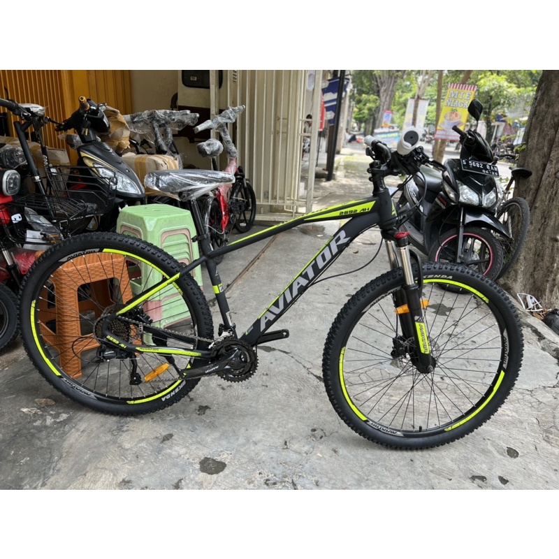 sepeda mtb 27.5 inch Aviator 2692 AH (3x9 Hydraulic)