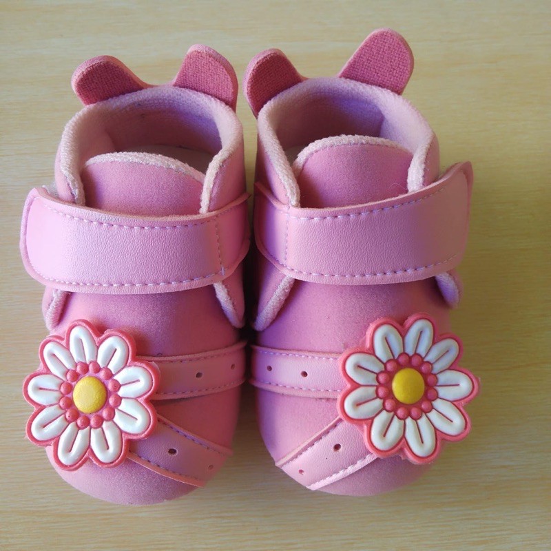 SEPATU BAYI CEWE NEW BORN 0-18 BULAN