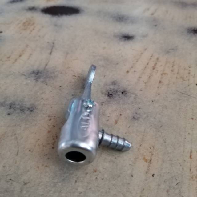 Japit lipat besi Ali / Cop Pompa Besi / Japit pompa Besi / Cop pompa sepeda / Japit pompa sepeda