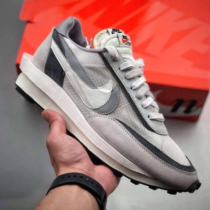 SEPATU NIKE X SACAI LDV WAFFLE SUMMIT WHITE ORIGINAL VIETNAM BNIB FUL