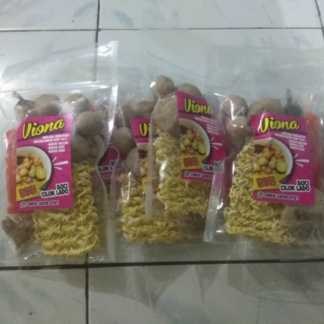 

Bakso instan dan kue kering