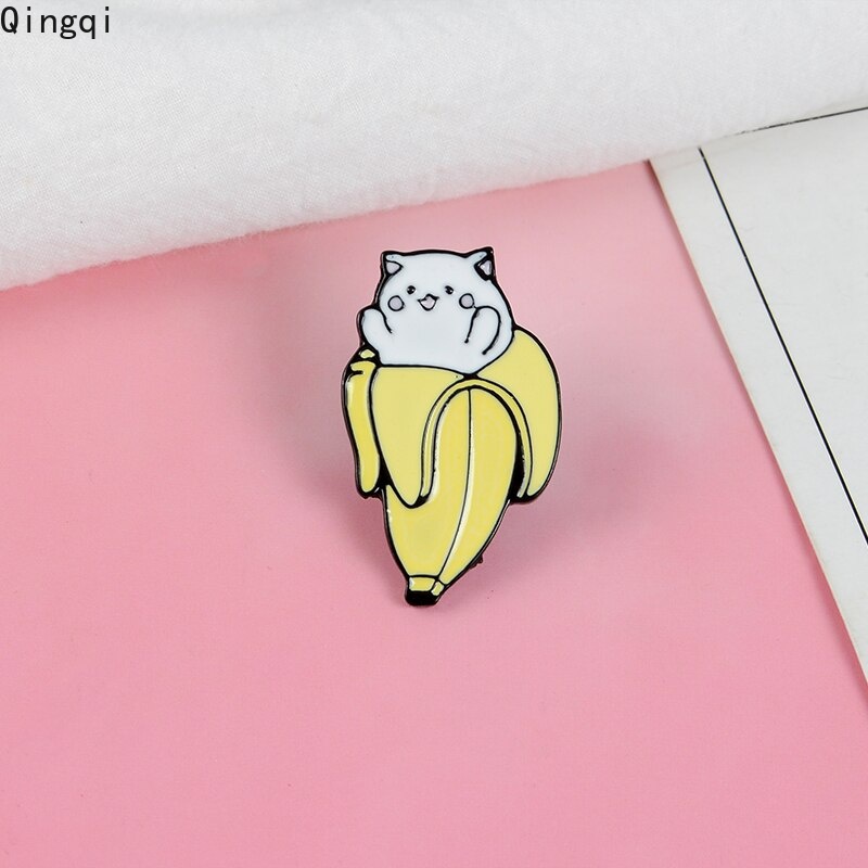 Pin Bros Lencana Enamel Bentuk Kartun Hewan Kucing Pisang Kawaii Untuk Hadiah Anak