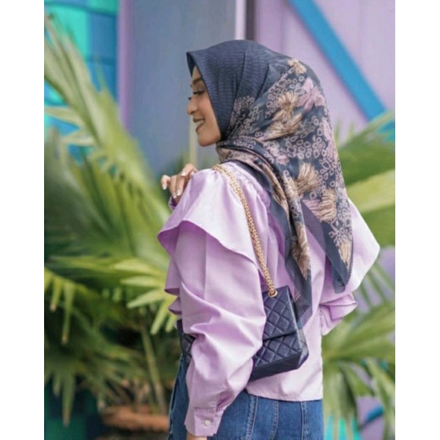 Preloved Buttonscarves Les Amities Indigo